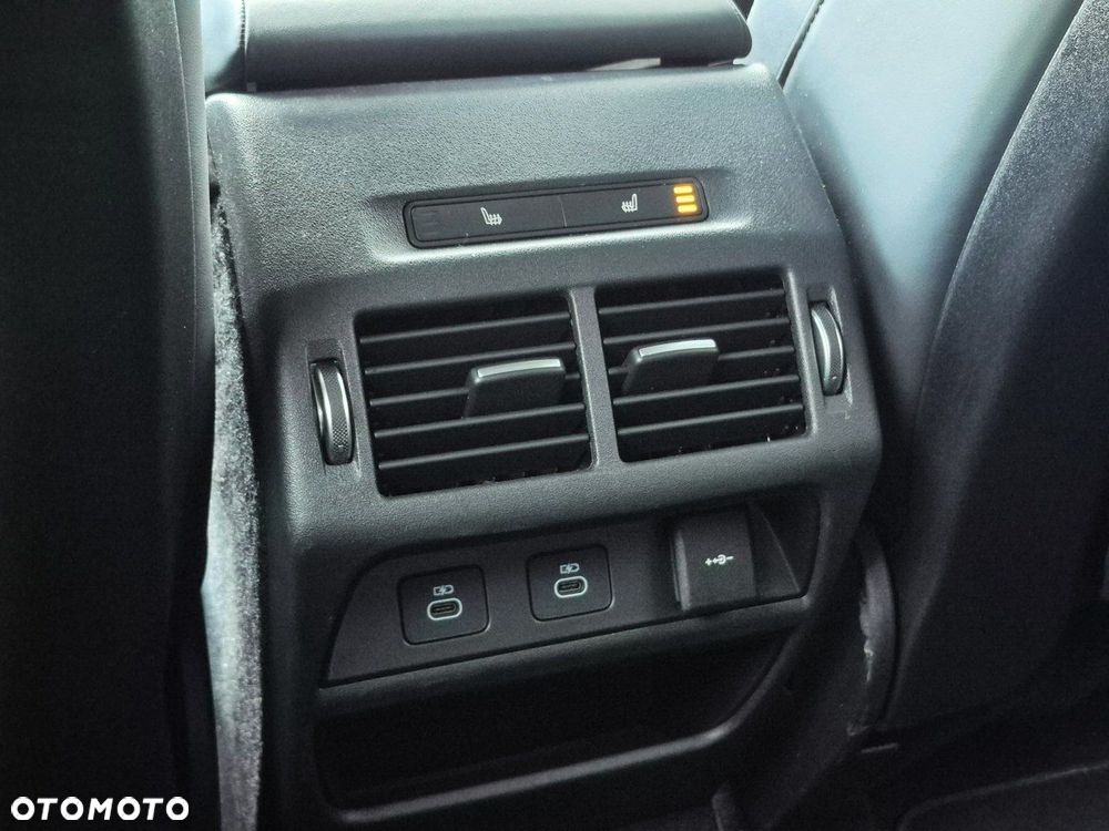 Land Rover Discovery Sport - 27