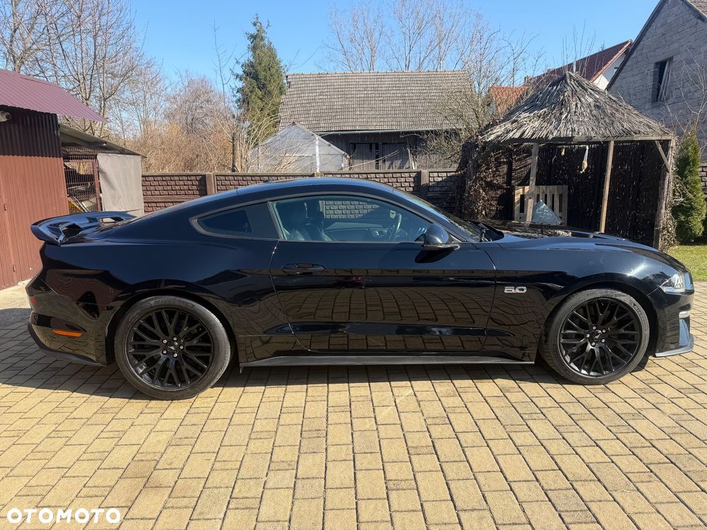 Ford Mustang - 3