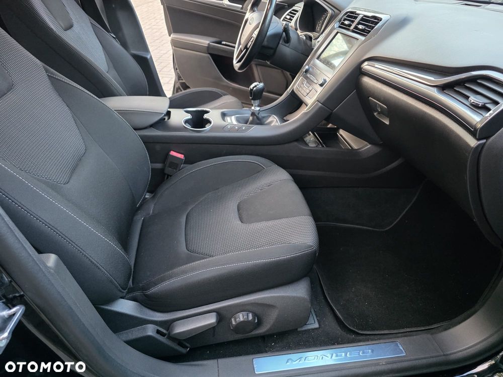 Ford Mondeo 1.5 EcoBoost Titanium - 21