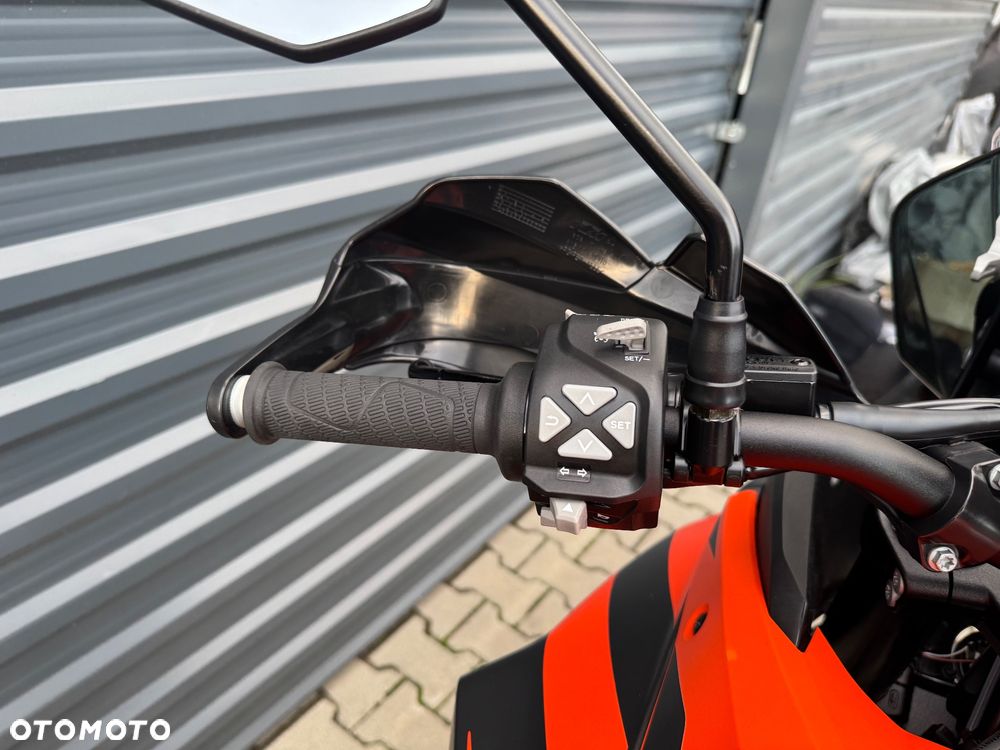 KTM Adventure - 10