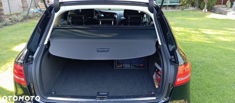 Audi A4 Limousine - 5