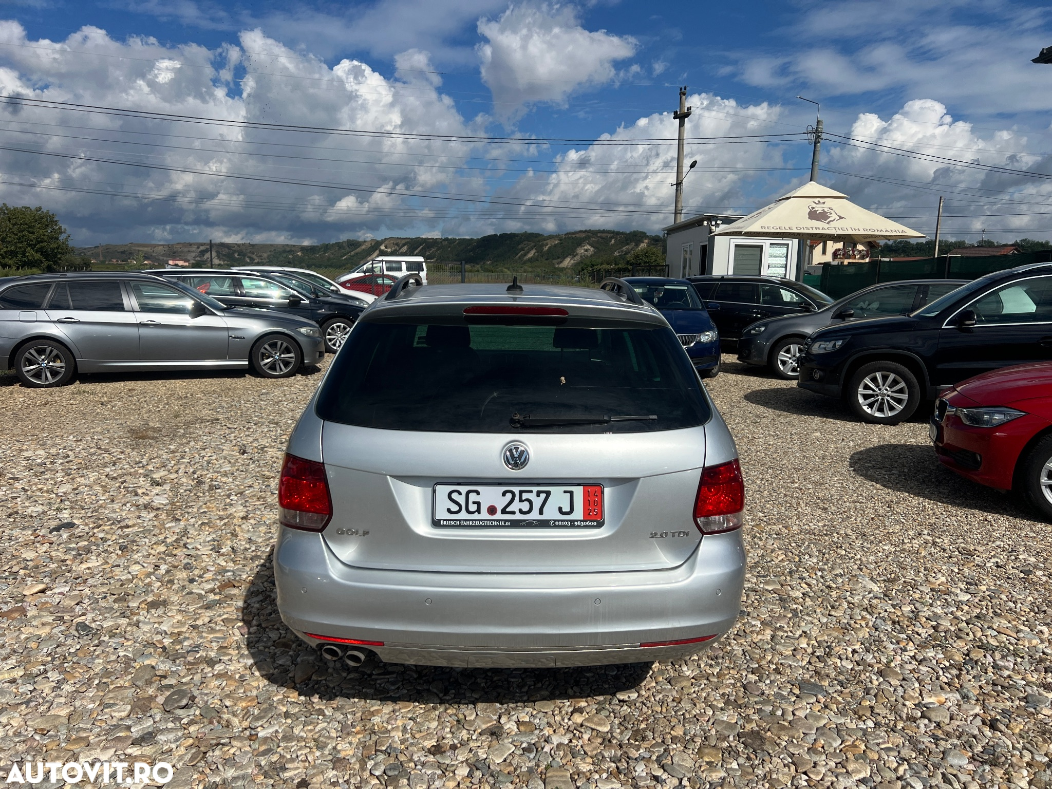 Volkswagen Golf 2.0 TDI Comfortline DSG - 9