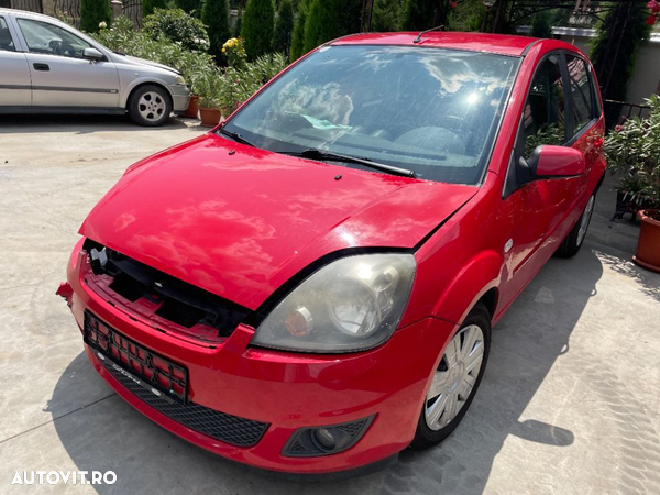 Dezmembram Ford Fiesta 1,3 b 2007