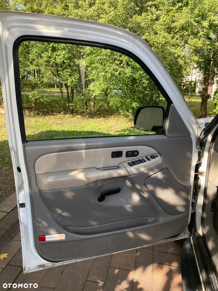 GMC Yukon 5.3 - 9