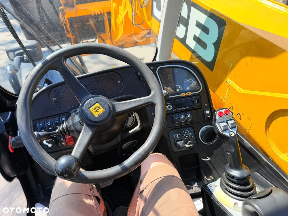 JCB 531-70 AGRI - 15