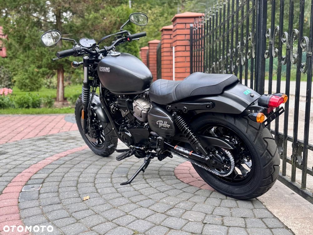 Hyosung GV - 8