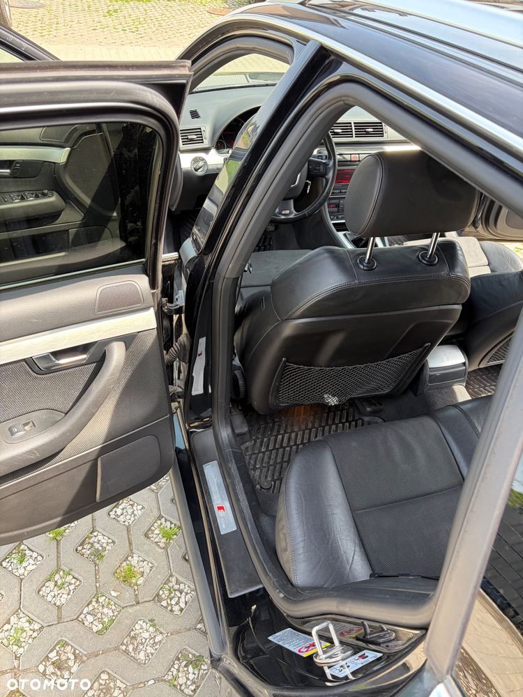 Audi A4 Avant 2.0 TDI DPF Quattro - 17