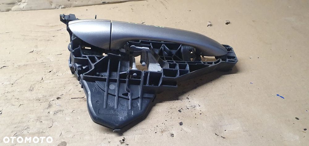 Klamka prawy przód przednia prawa Mercedes W245 A1697600234 - 2