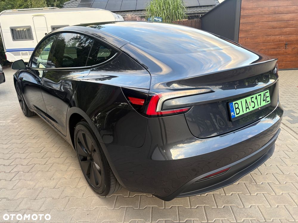 Tesla Model 3 Premium Langstreckenbatterie RWD - 38