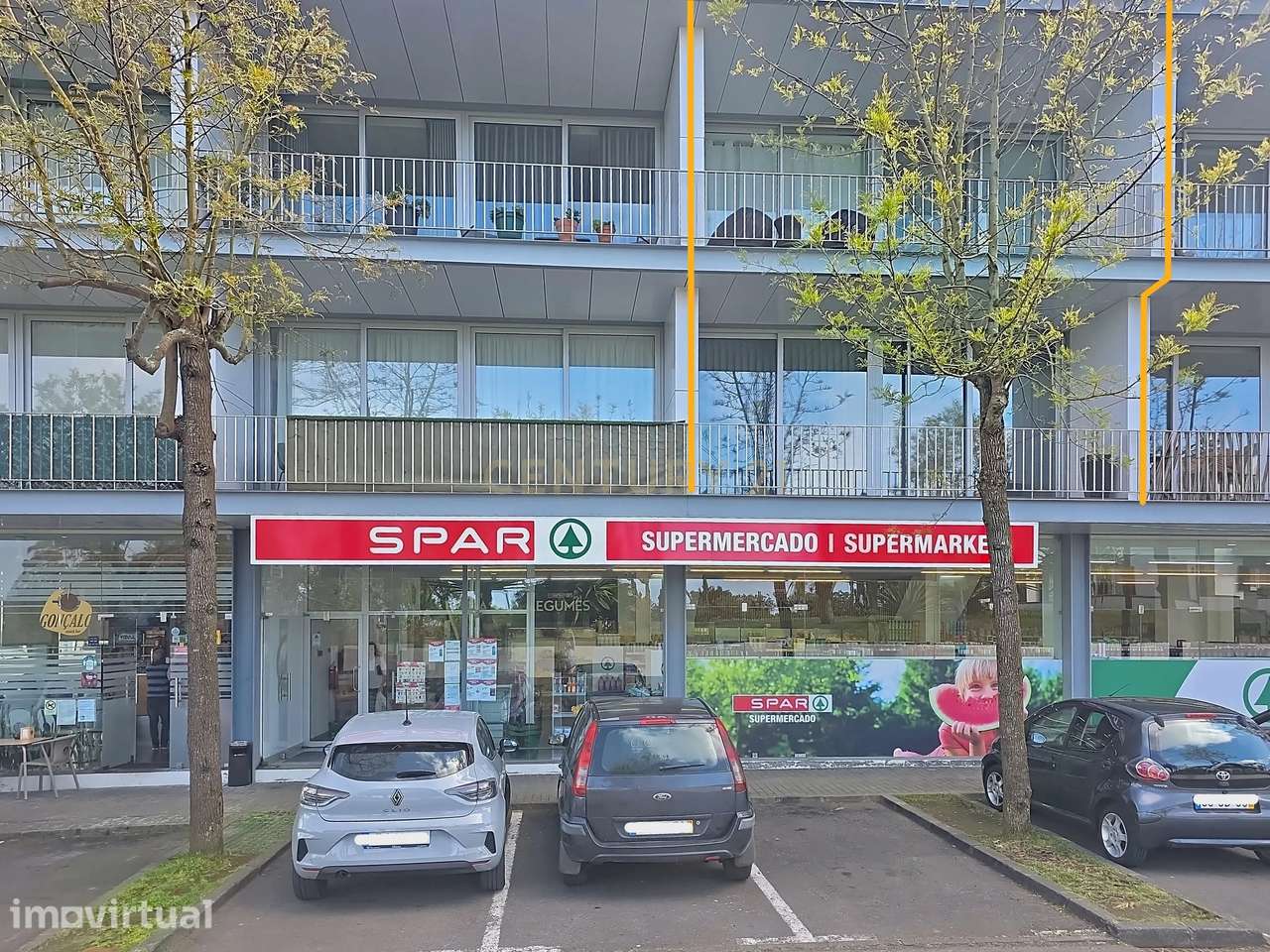 Apartamento T3 em Pico da Pedra, Ribeira Grande - Grande imagem: 2/31