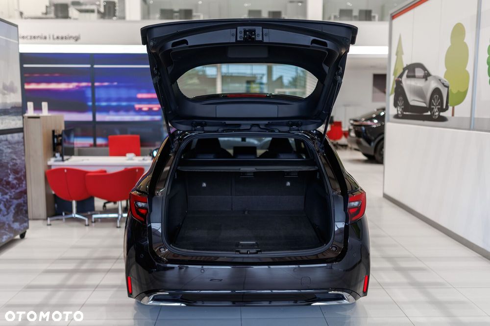 Toyota Corolla 1.8 Hybrid Comfort - 24
