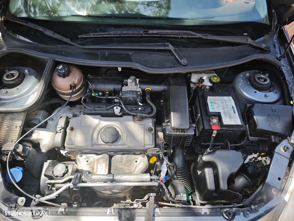Peugeot 206+ 1.1 Urban - 8