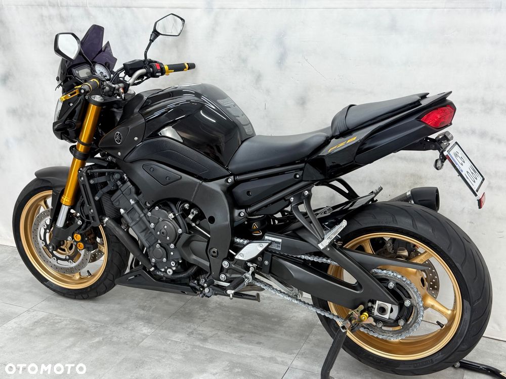 Yamaha FZ8 - 23