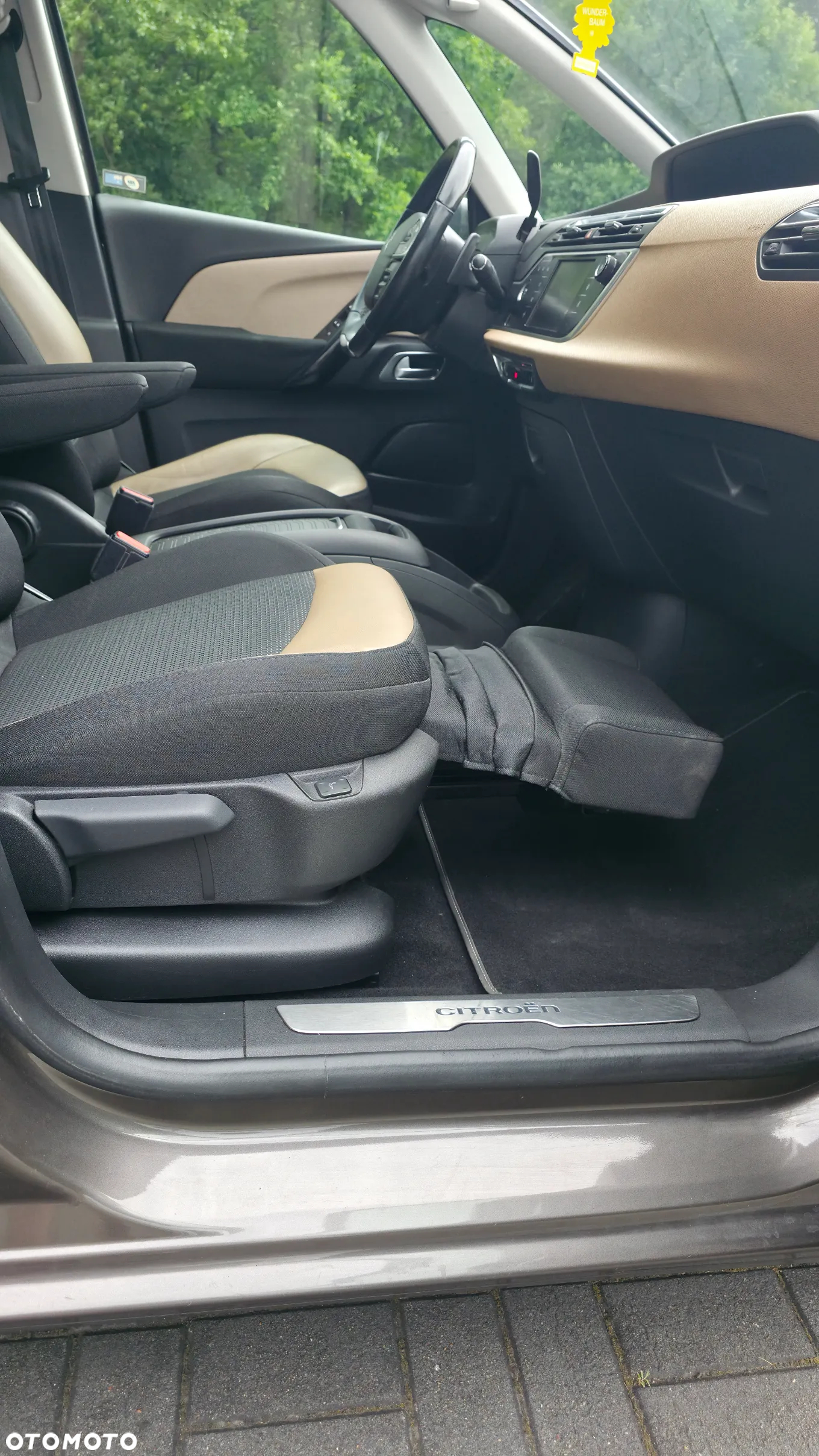 Citroën C4 Grand Picasso 1.6 THP Exclusive - 17