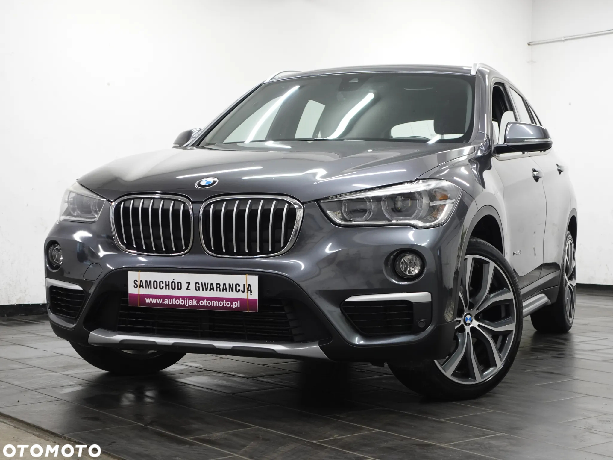 BMW X1 xDrive18d - 17