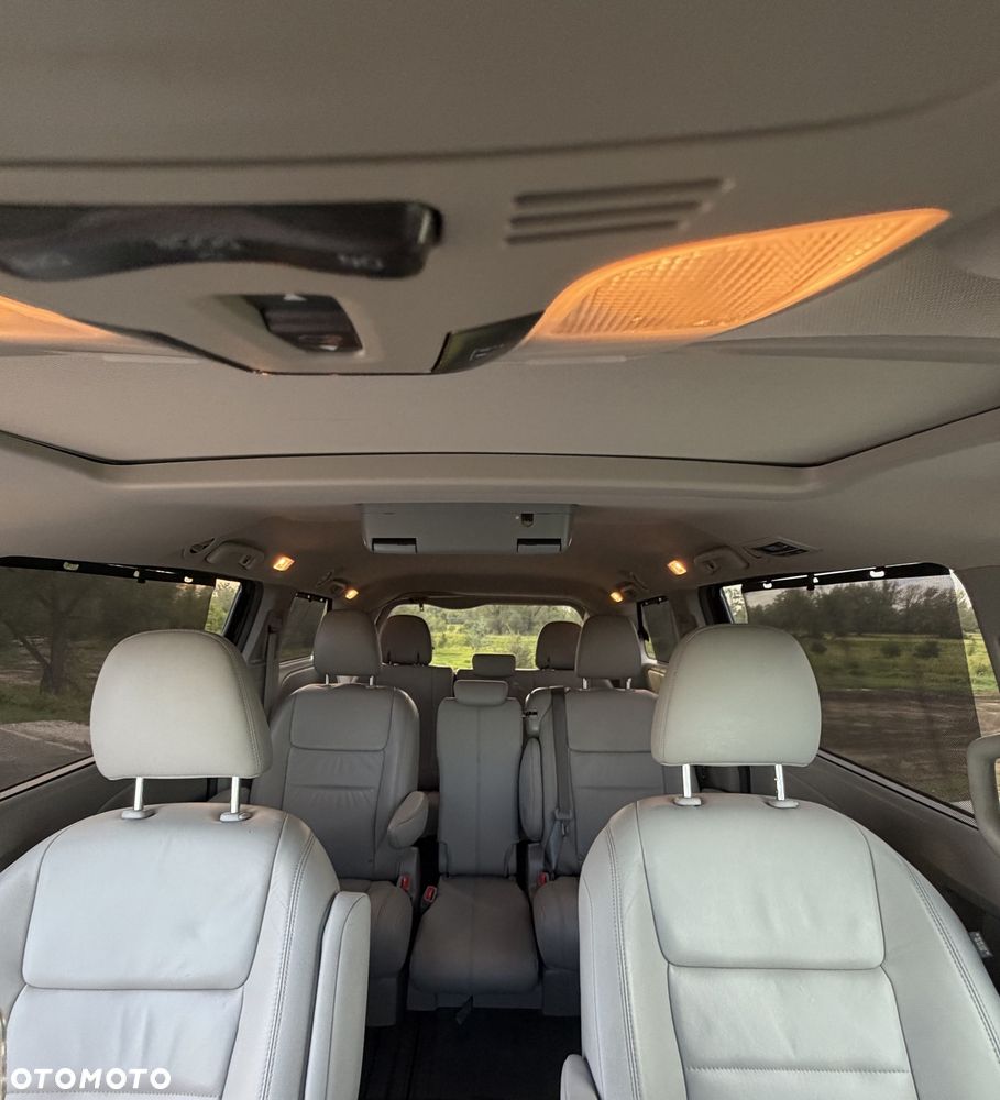 Toyota Sienna 3.5 V6 - 15