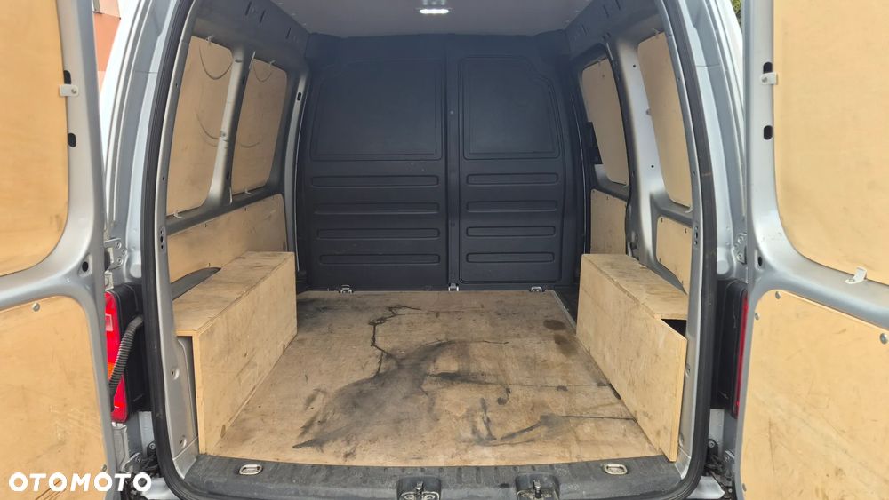 Volkswagen Caddy - 12