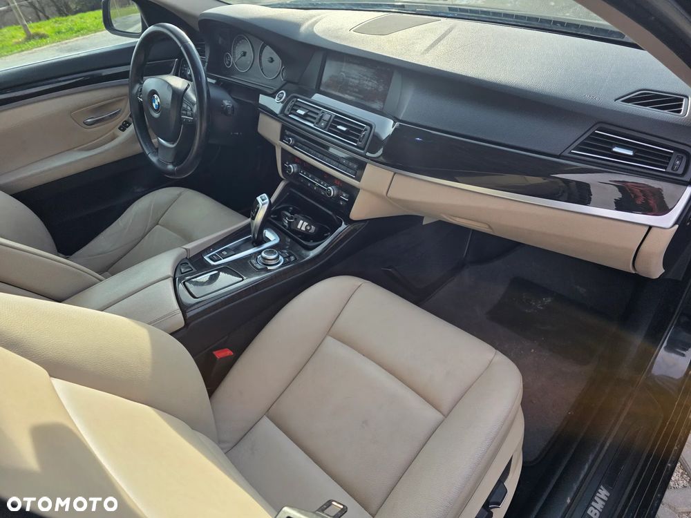 BMW Seria 5 520d Modern Line - 10