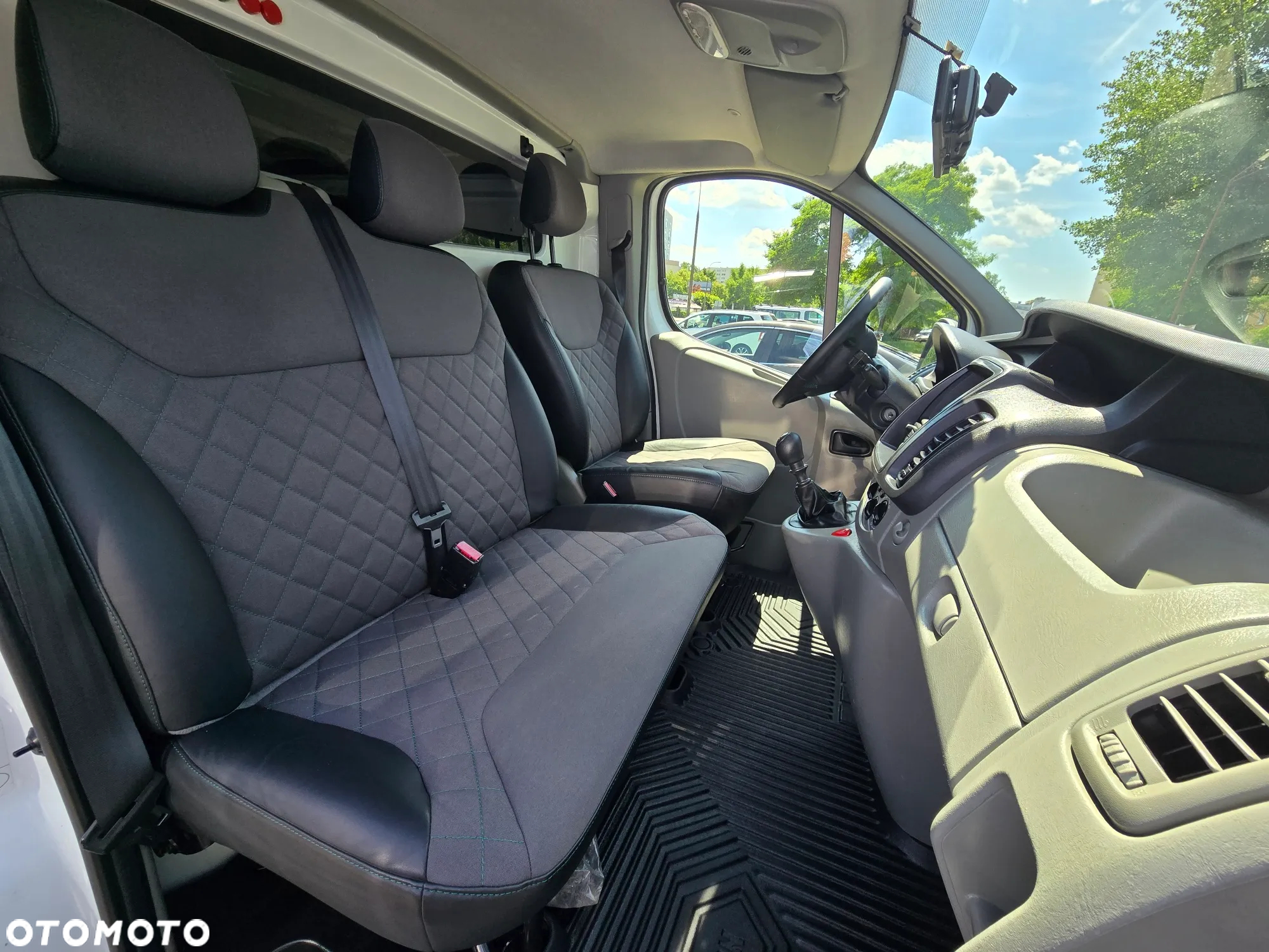 Renault TRAFIC - 16