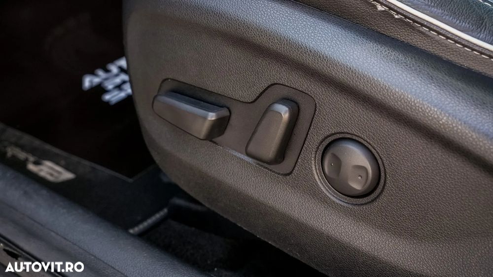 Kia Sportage 2,0 CRDI AWD Aut. GT Line - 24