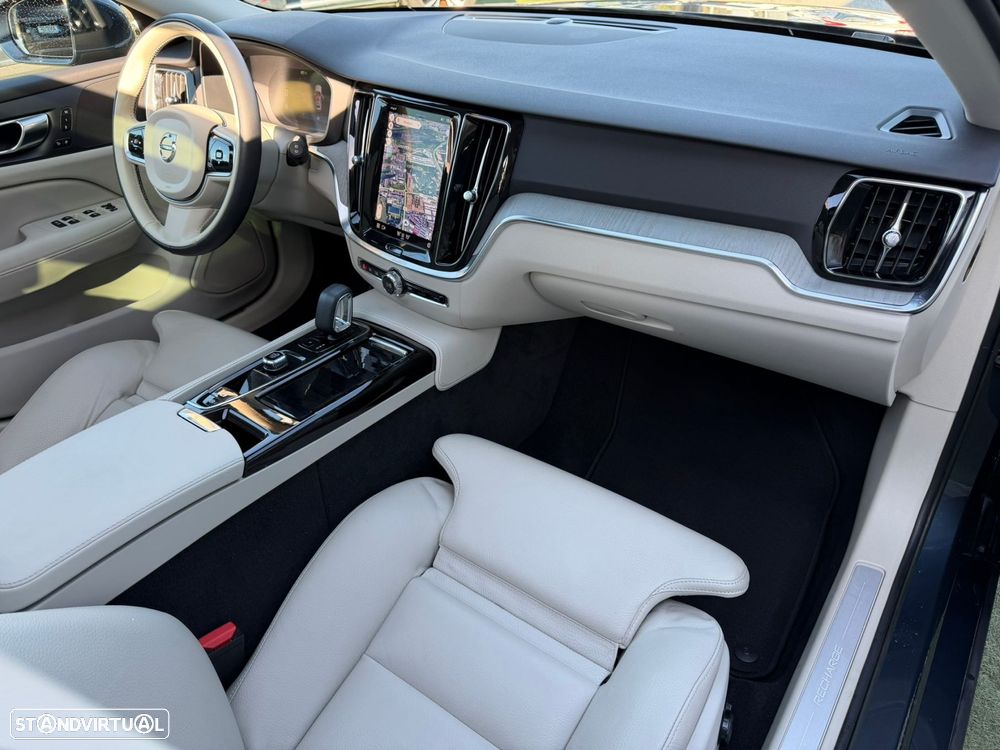 Volvo V60 2.0 T6 AWD TE Plus Bright - 22