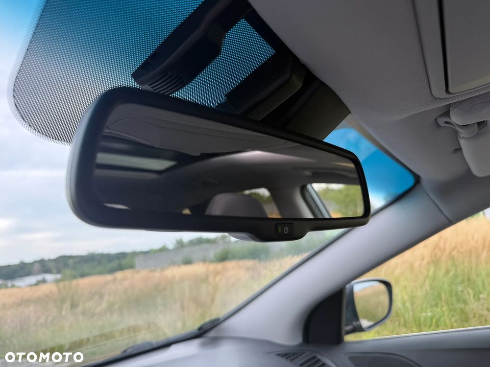 Hyundai i40 Kombi blue 1.7 CRDi Style - 23