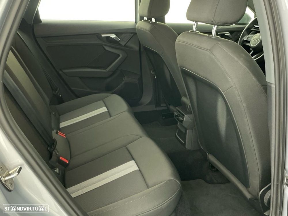 Audi A3 Sportback 30 TDI Advanced - 23