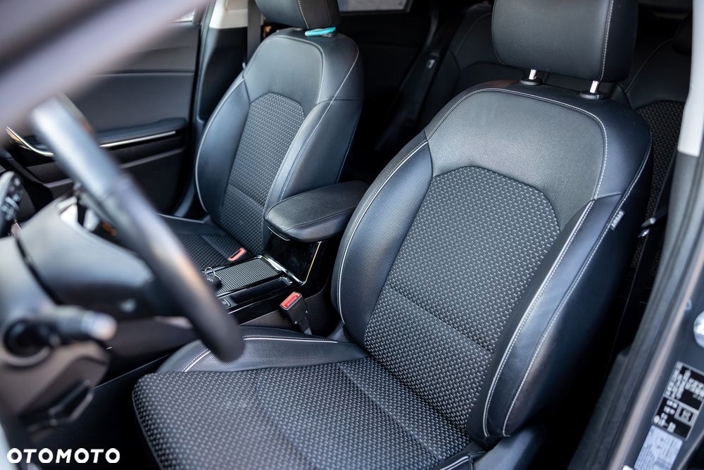 Kia Ceed 1.6 CRDi Platinum Edition - 25