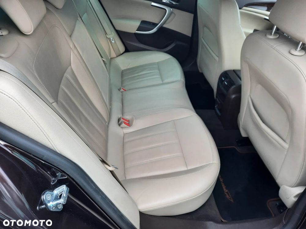 Opel Insignia 2.0 Turbo Design Edition - 19