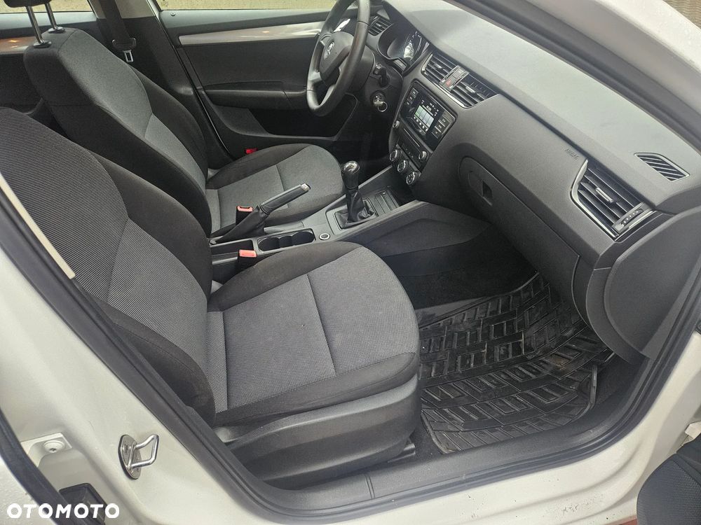 Skoda Octavia 1.6 TDI Active - 9