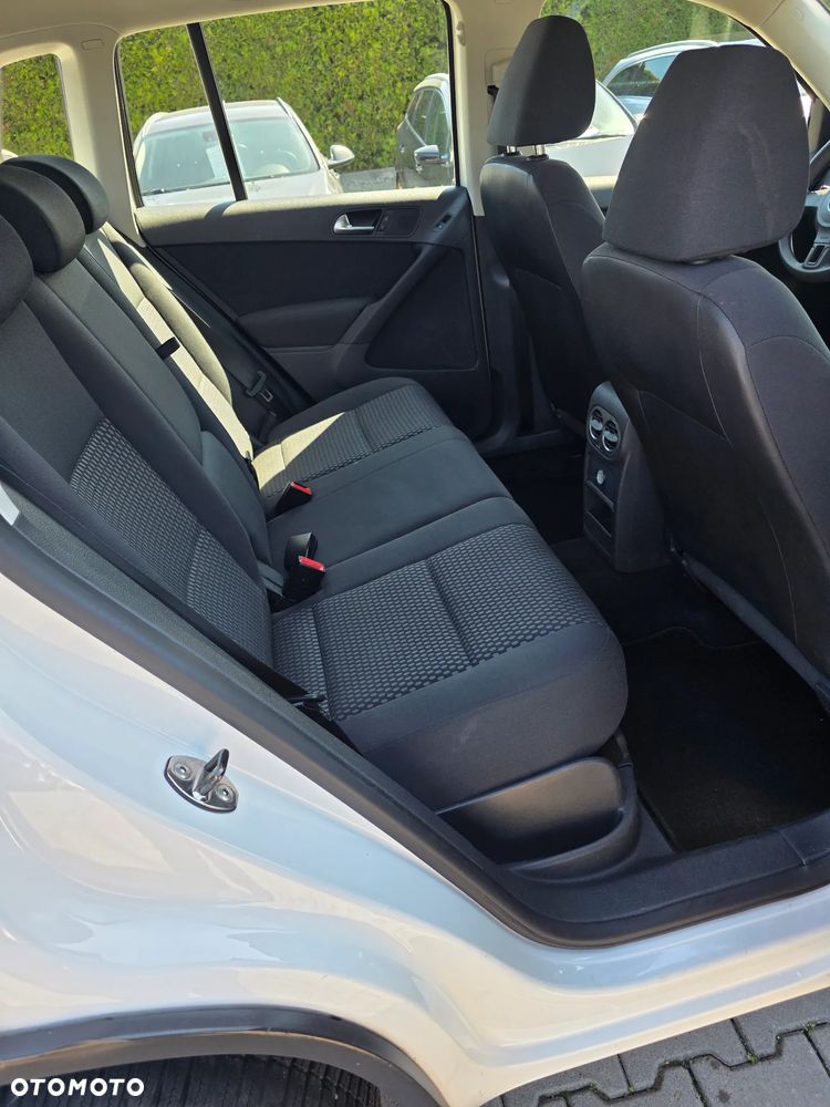 Volkswagen Tiguan - 19
