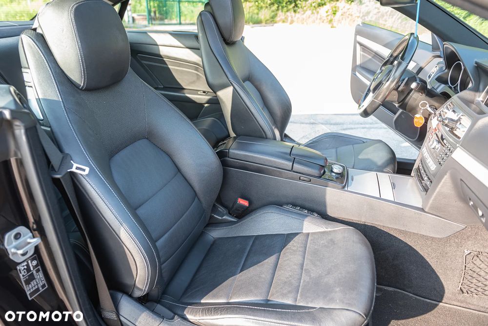 Mercedes-Benz Klasa E 200 4-Matic 9G-TRONIC - 39