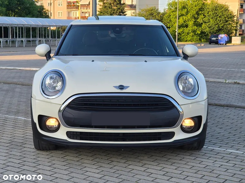 MINI Clubman One D Blackyard - 7