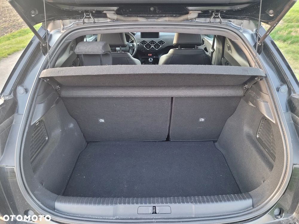 Citroën DS3 Crossback PureTech 100 PERFORMANCE LINE - 11