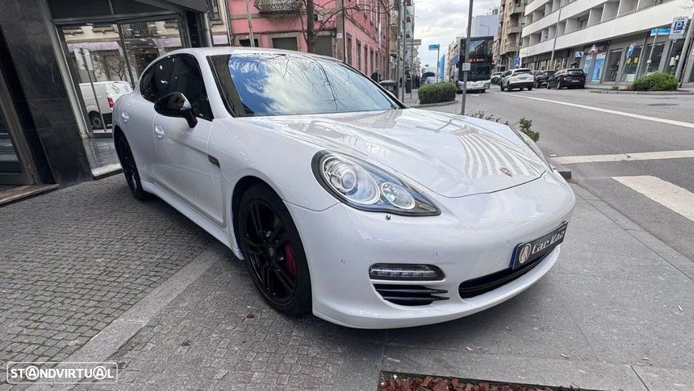 Porsche Panamera Standard - 3