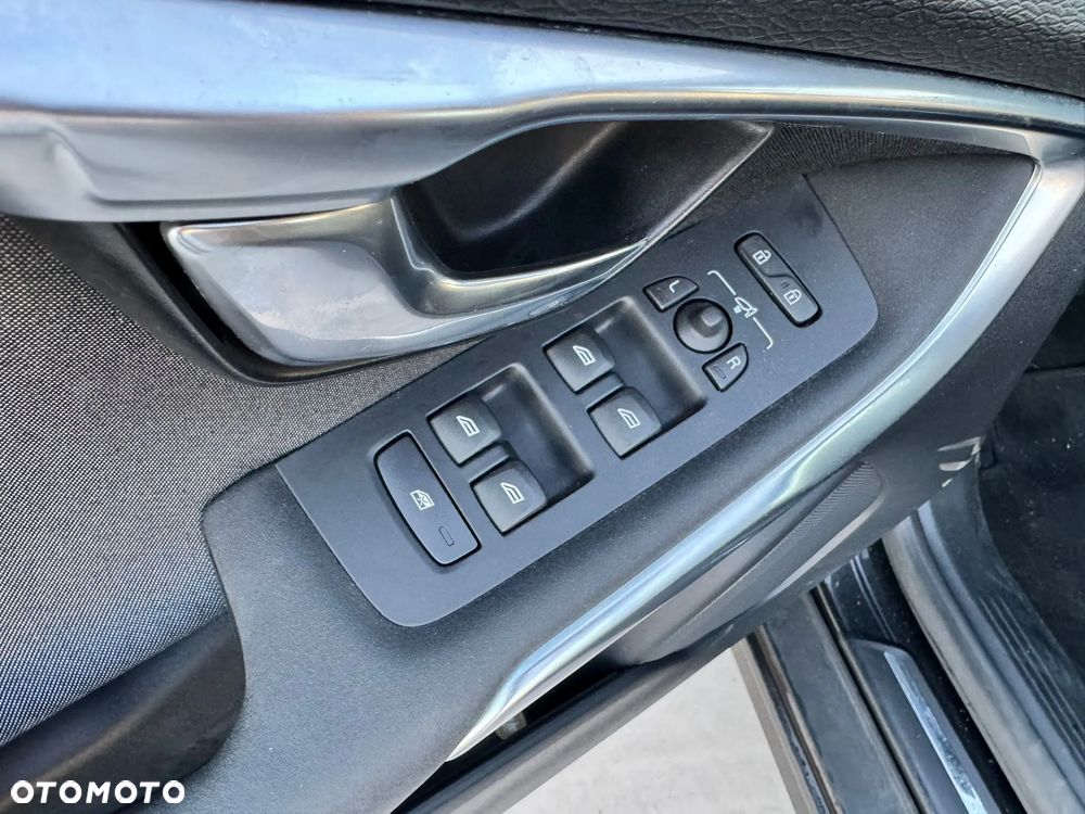 Volvo V40 T4 - 14