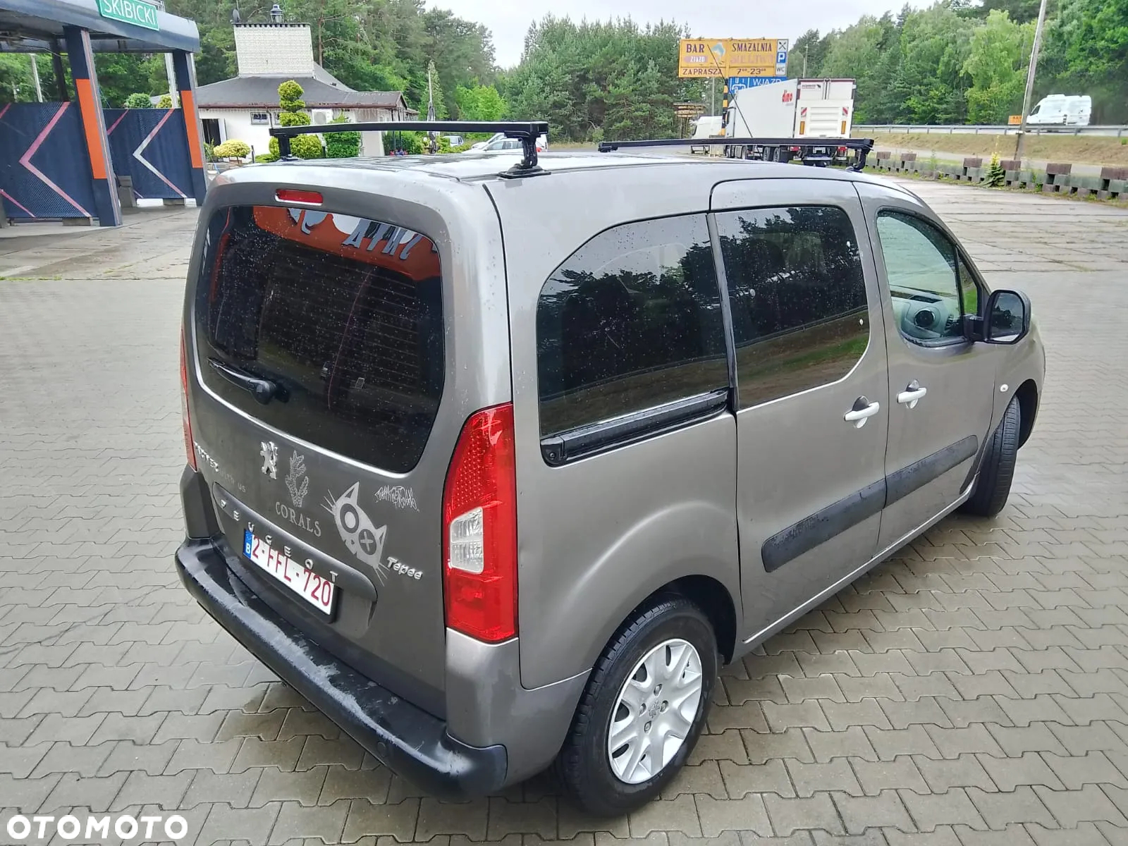 Peugeot Partner Tepee 90 Family - 19