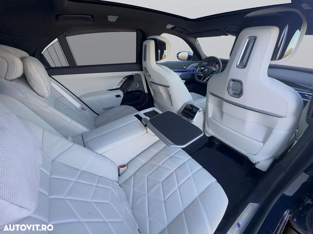 BMW Seria 7 750e xDrive - 18