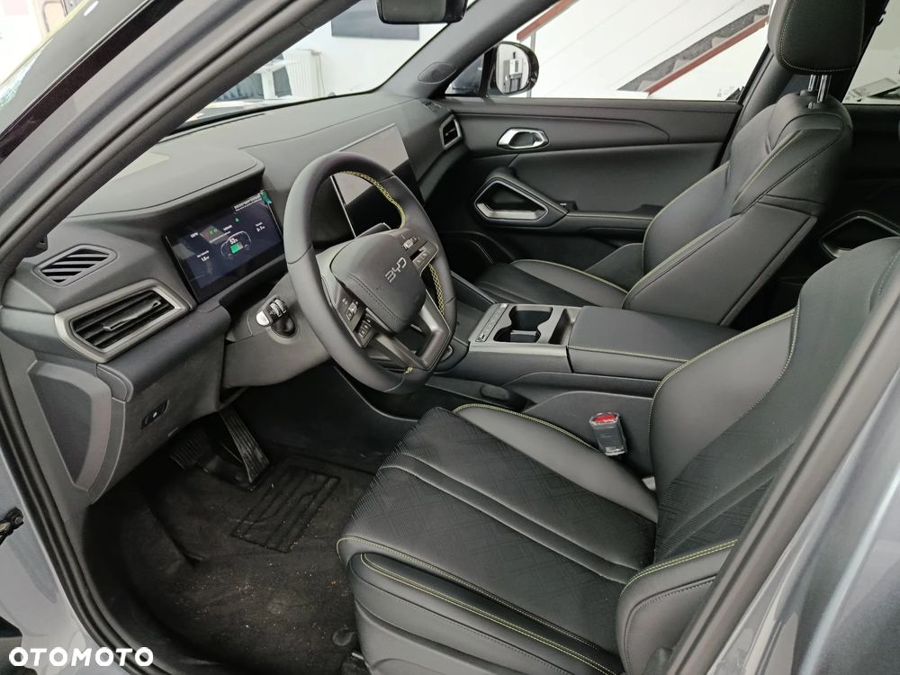 BYD Atto 2 DM-i Active - 8