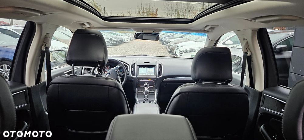 Ford Edge 2.0 TDCi Bi-Turbo 4x4 Sport - 32