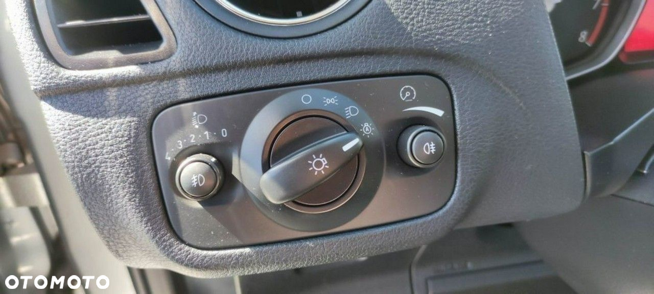 Ford S-Max - 25