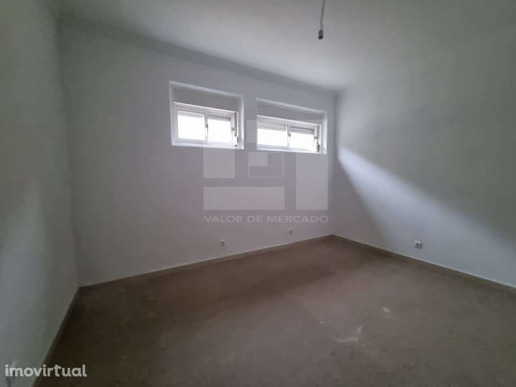 APARTAMENTO T2 - CALÇADA DOS MESTRES - Grande imagem: 5/26