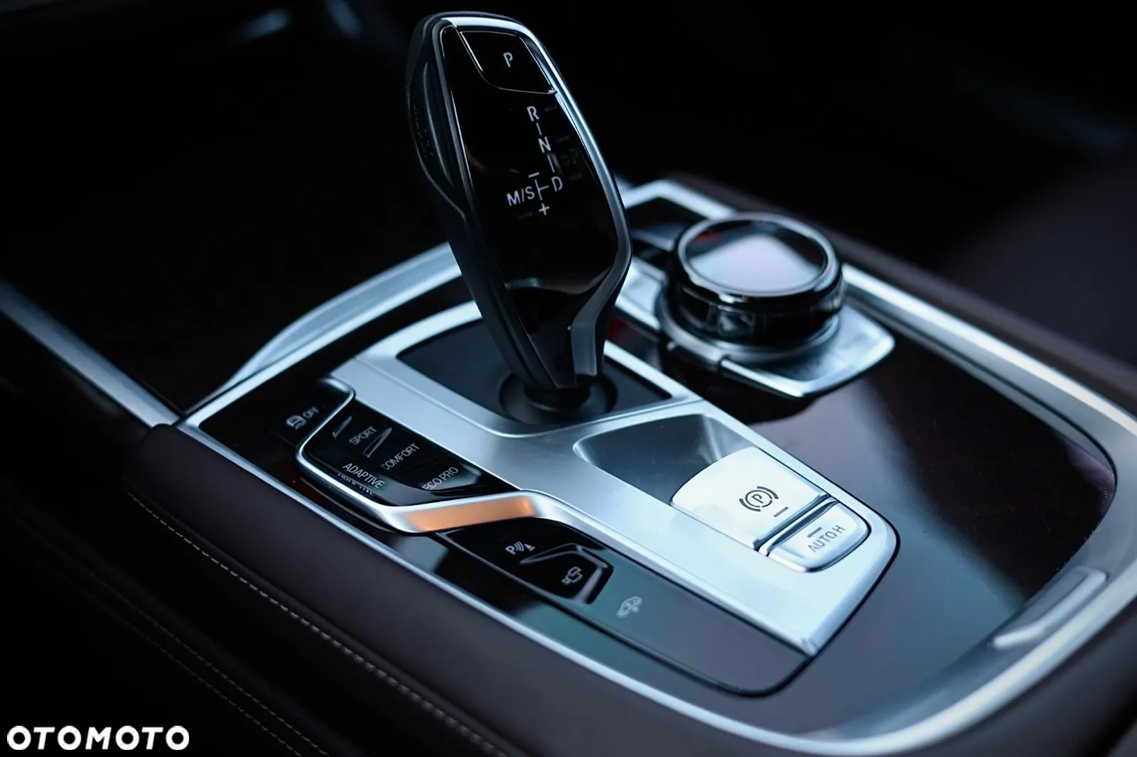 BMW Seria 7 740Ld xDrive sport - 23