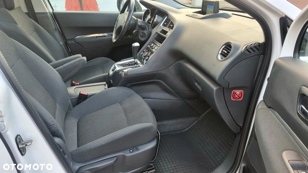 Peugeot 5008 HDI 160 Automatik Business-Line - 12