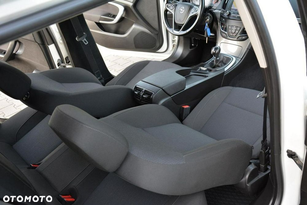 Opel Insignia 2.0 CDTI ecoFLEX Start/Stop Business Innovation - 17