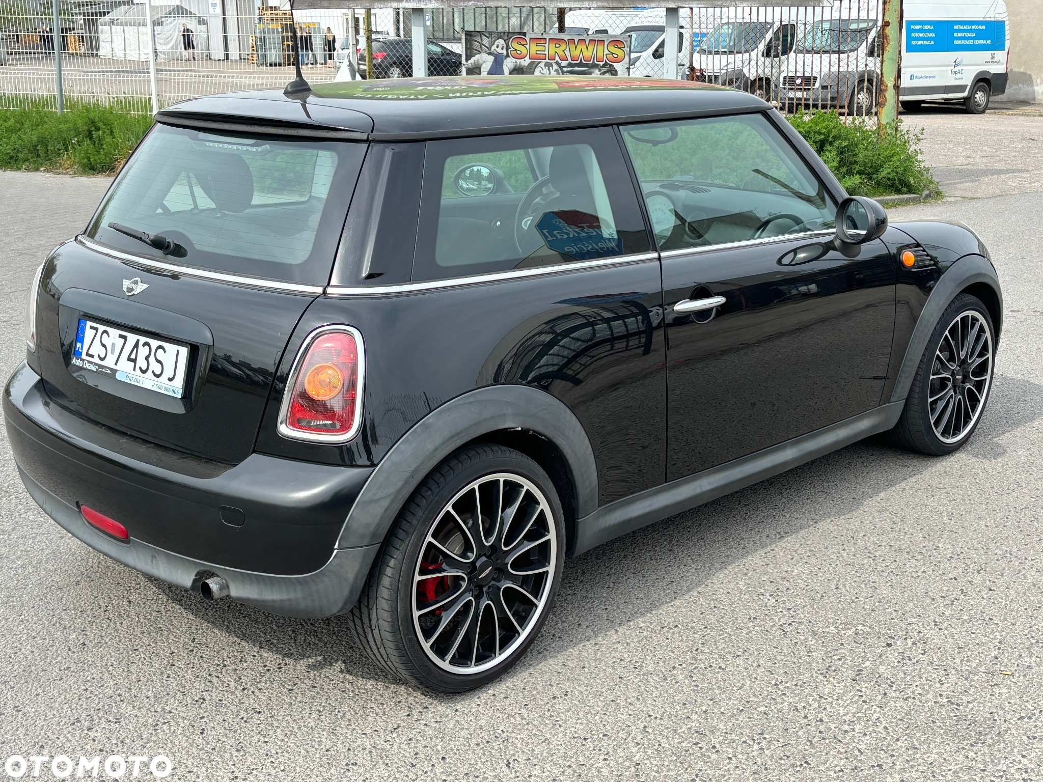 MINI ONE Standard - 13