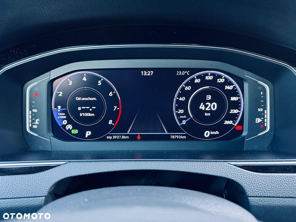 Volkswagen Passat - 20