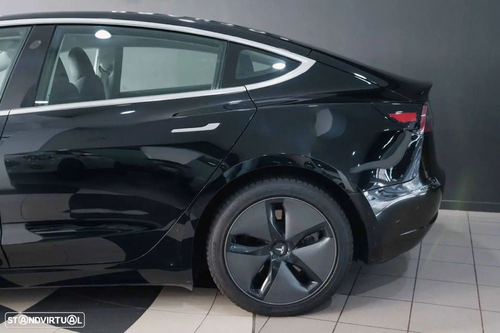 Tesla Model 3 AWD Dual Motor Performance - 17