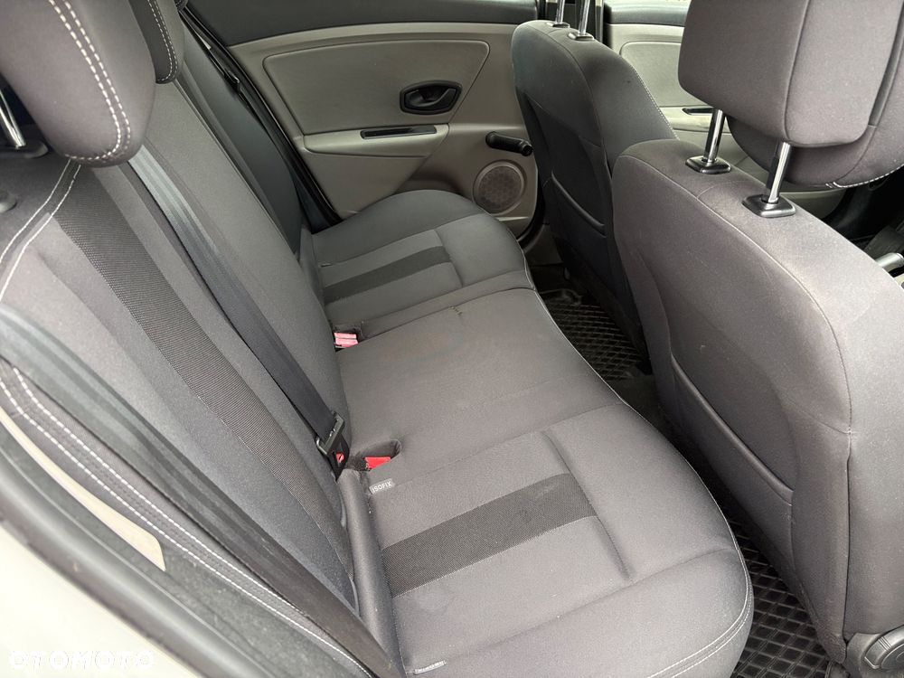 Renault Megane 1.5 dCi Authentique - 8
