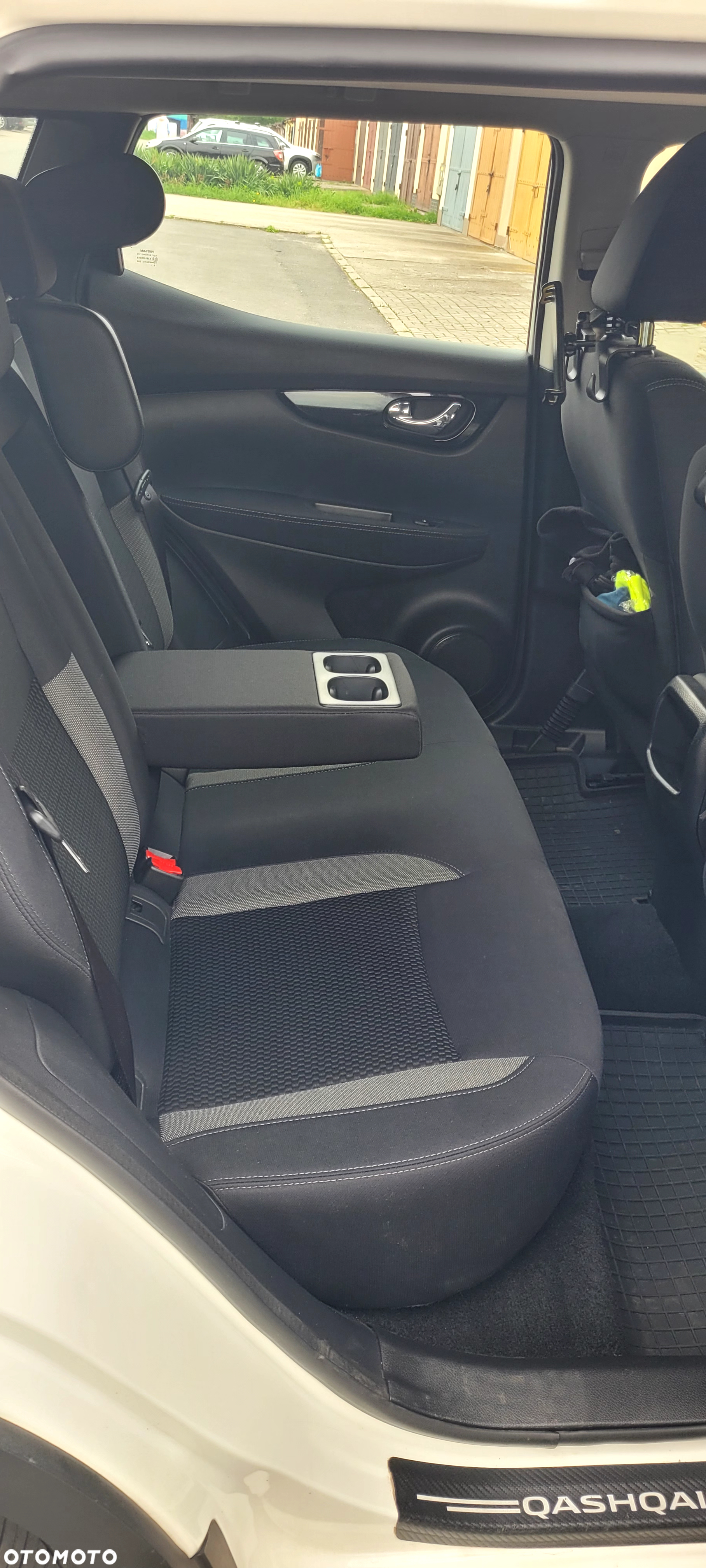 Nissan Qashqai 1.3 DIG-T N-Style - 11